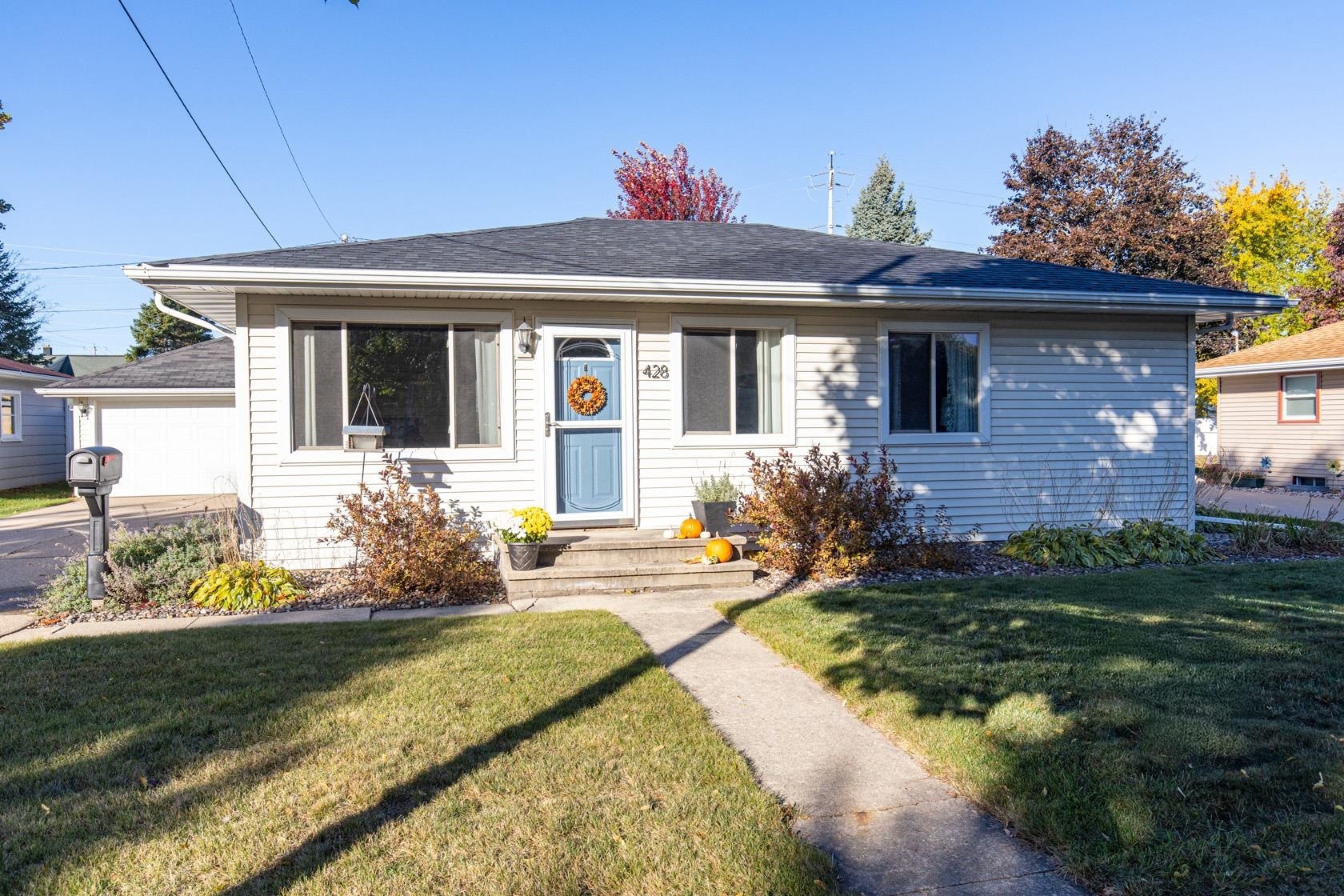 Property Photo:  428 S James Street  WI 54136 