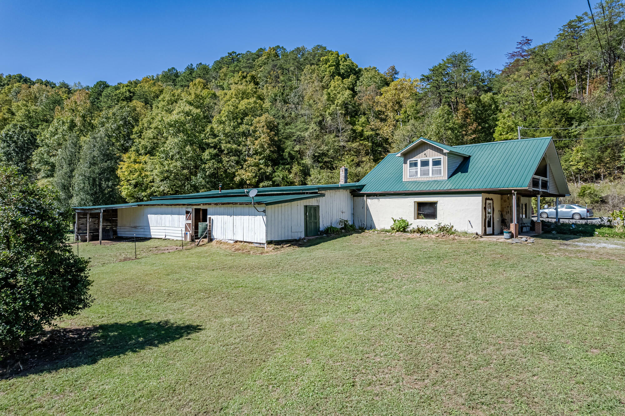 Property Photo:  2443 Fairview Road  TN 37354 