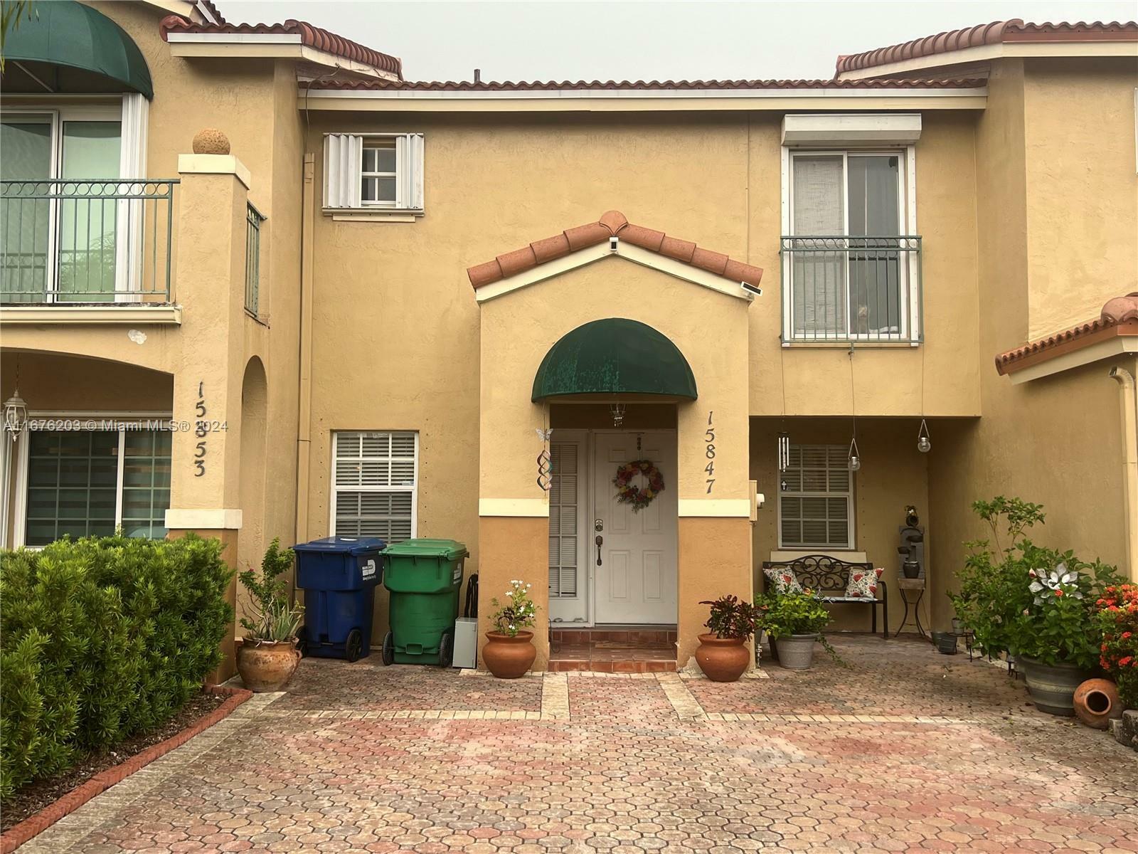 Property Photo:  15847 SW 71st St 0  FL 33193 