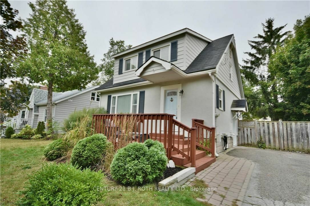 Property Photo:  379 Old Muskoka Rd  ON L3V 4G6 