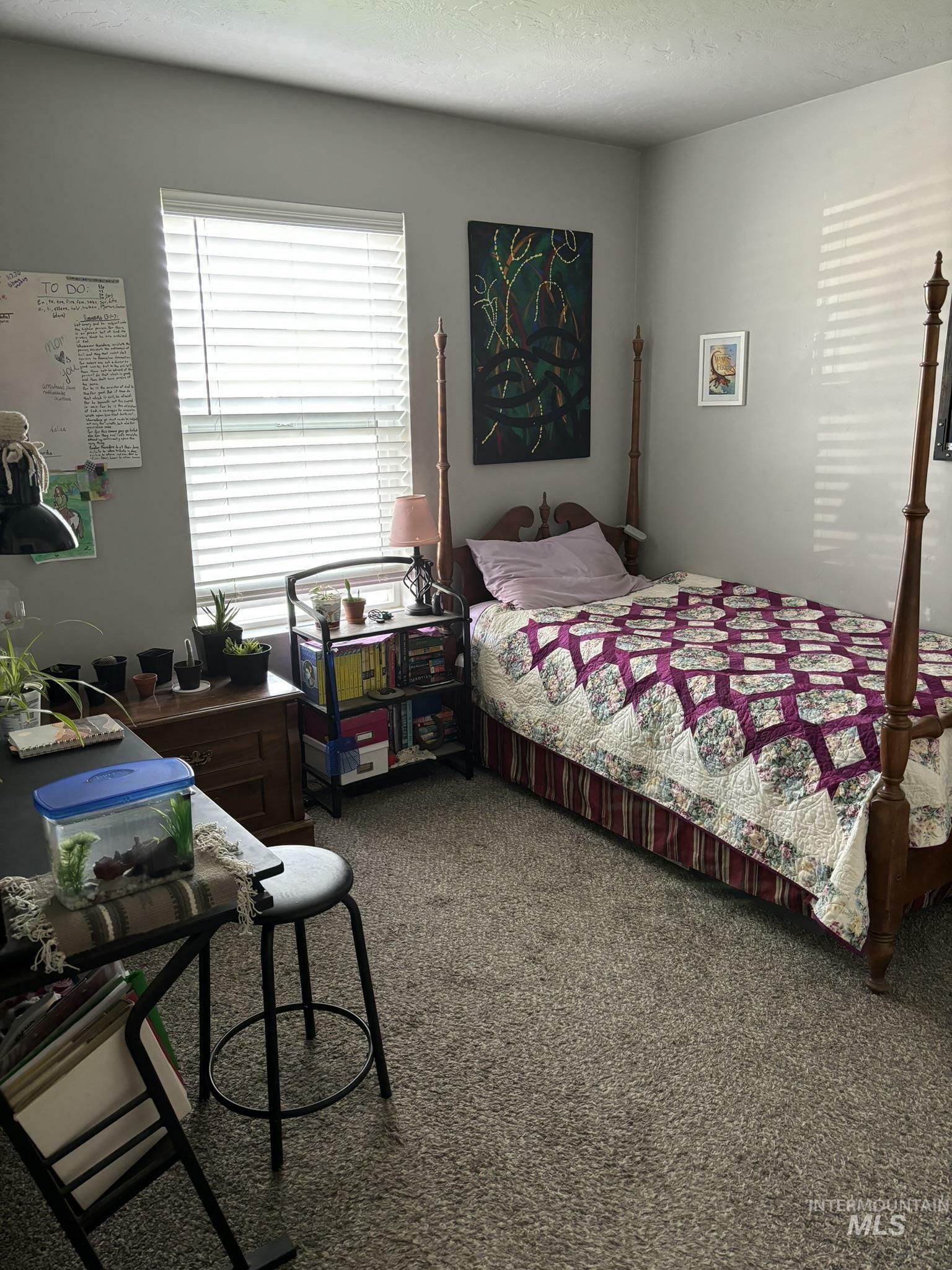 Property Photo: 1090 W 10th Street ID 83672
