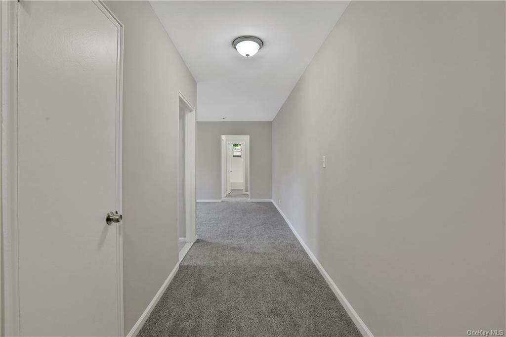 Property Photo: 8 Bryant Crescent 1M NY 10605