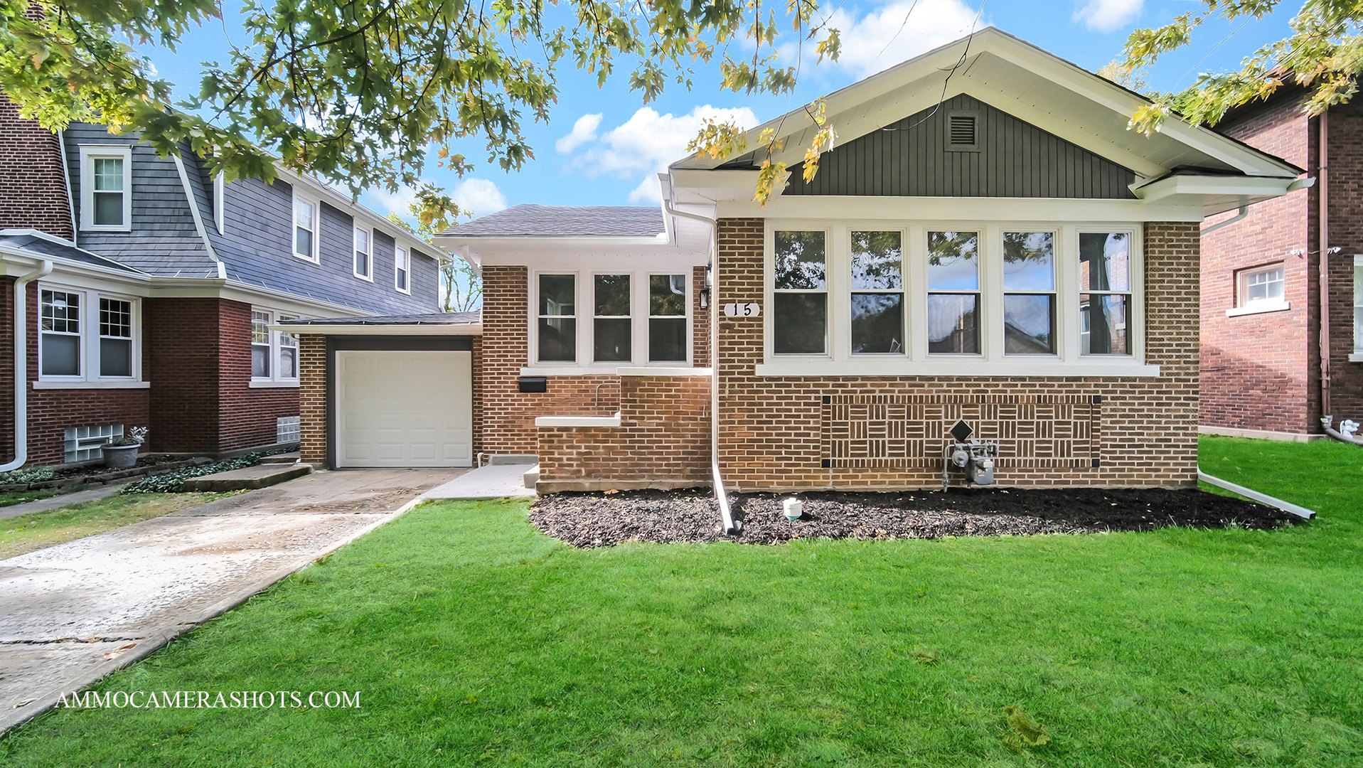 Property Photo:  15 S Prairie Avenue  IL 60436 