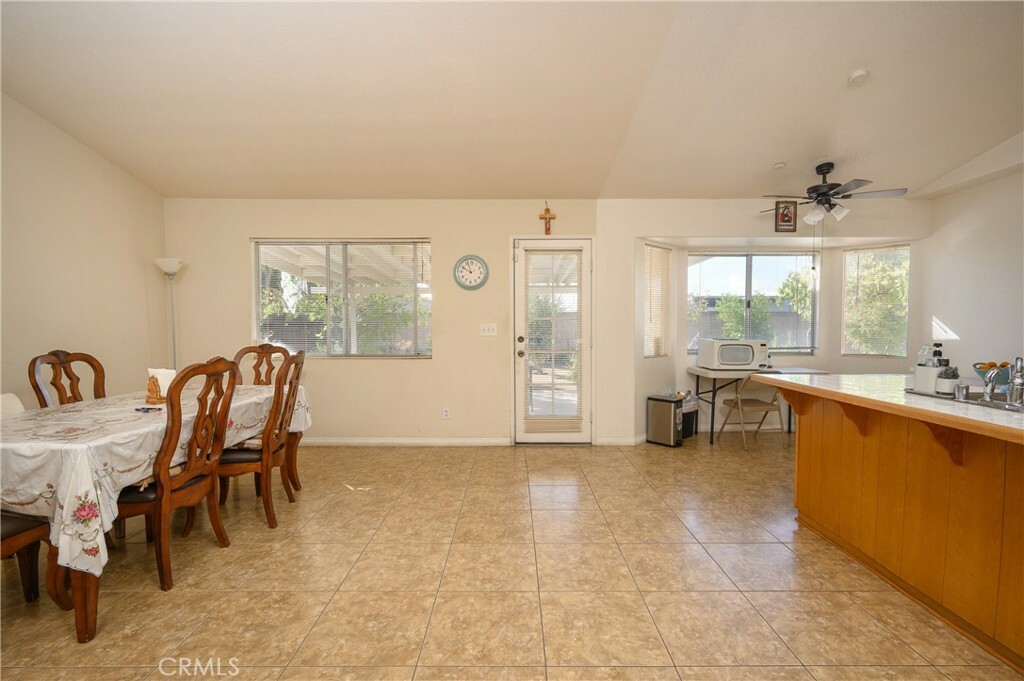 Property Photo:  1631 W Townsend Street  CA 92377 