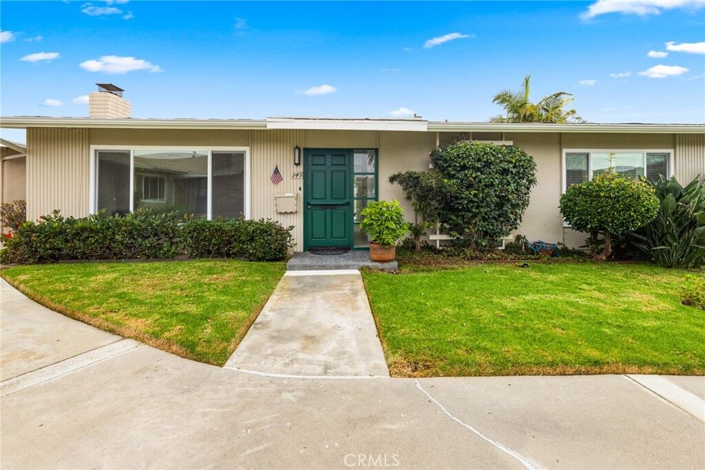 Property Photo: 149 Monte Vista 26 CA 92672