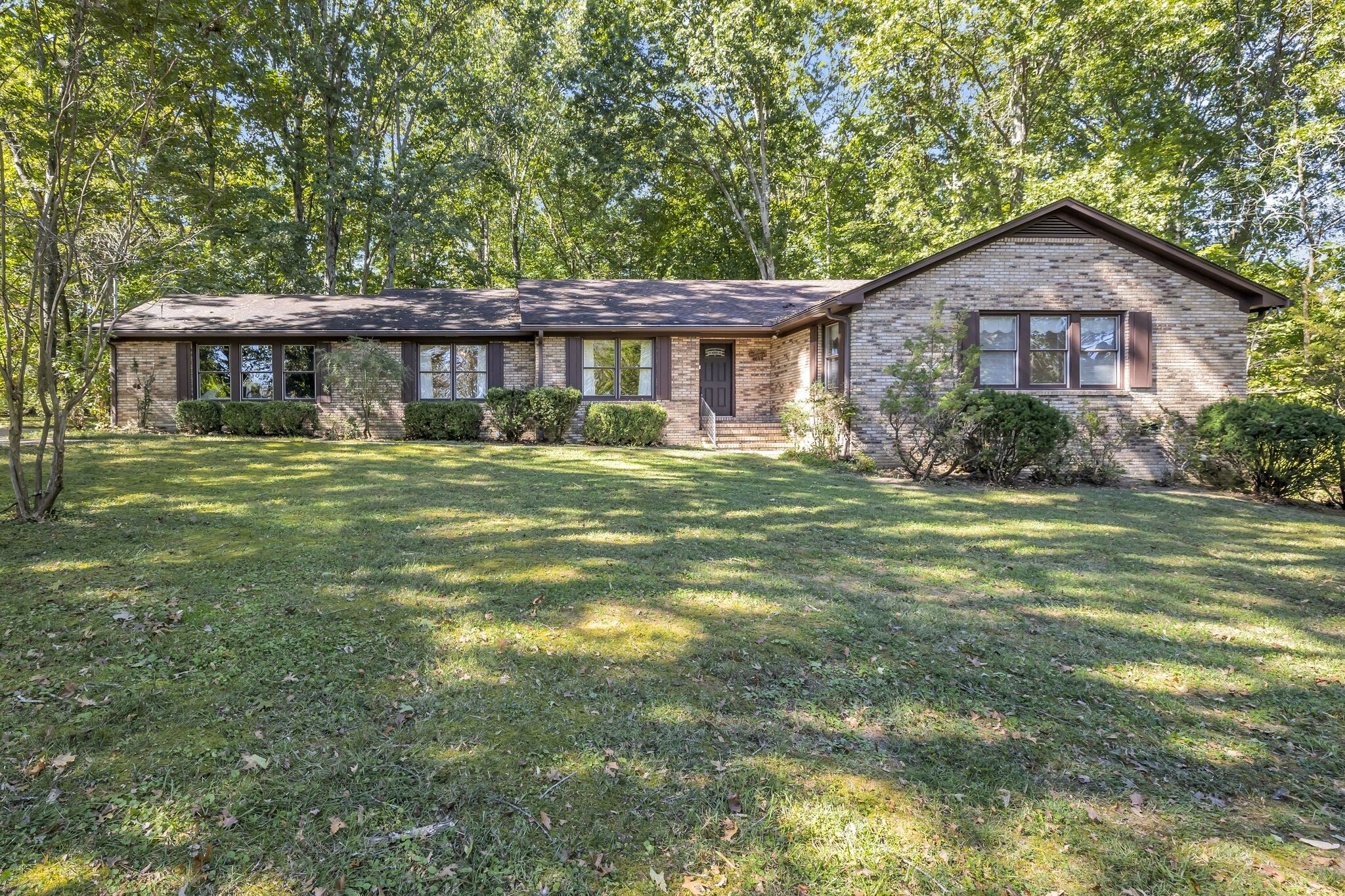 Property Photo:  1275 White Dr  TN 37091 