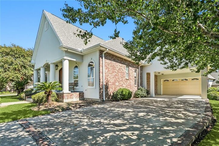 Property Photo: 306 Portside Lane LA 70458