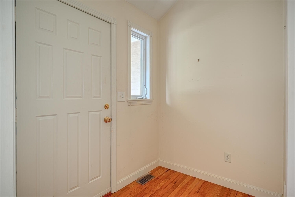 Property Photo:  115 Westminster Dr. 115  MA 01752 