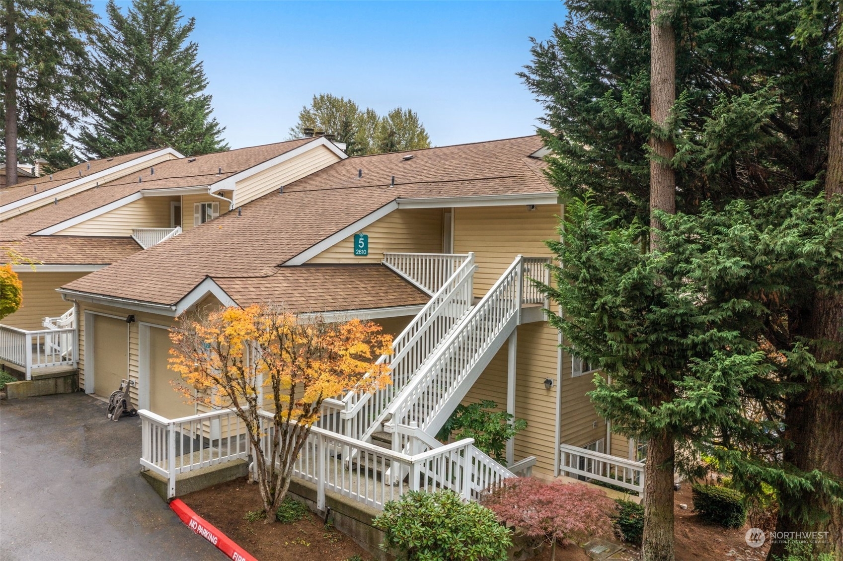 2610 118th Avenue SE 5-303  Bellevue WA 98005 photo