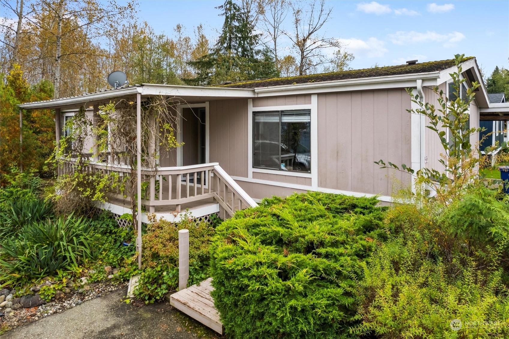 Property Photo:  28000 NE 142nd Pl 121  WA 98019 