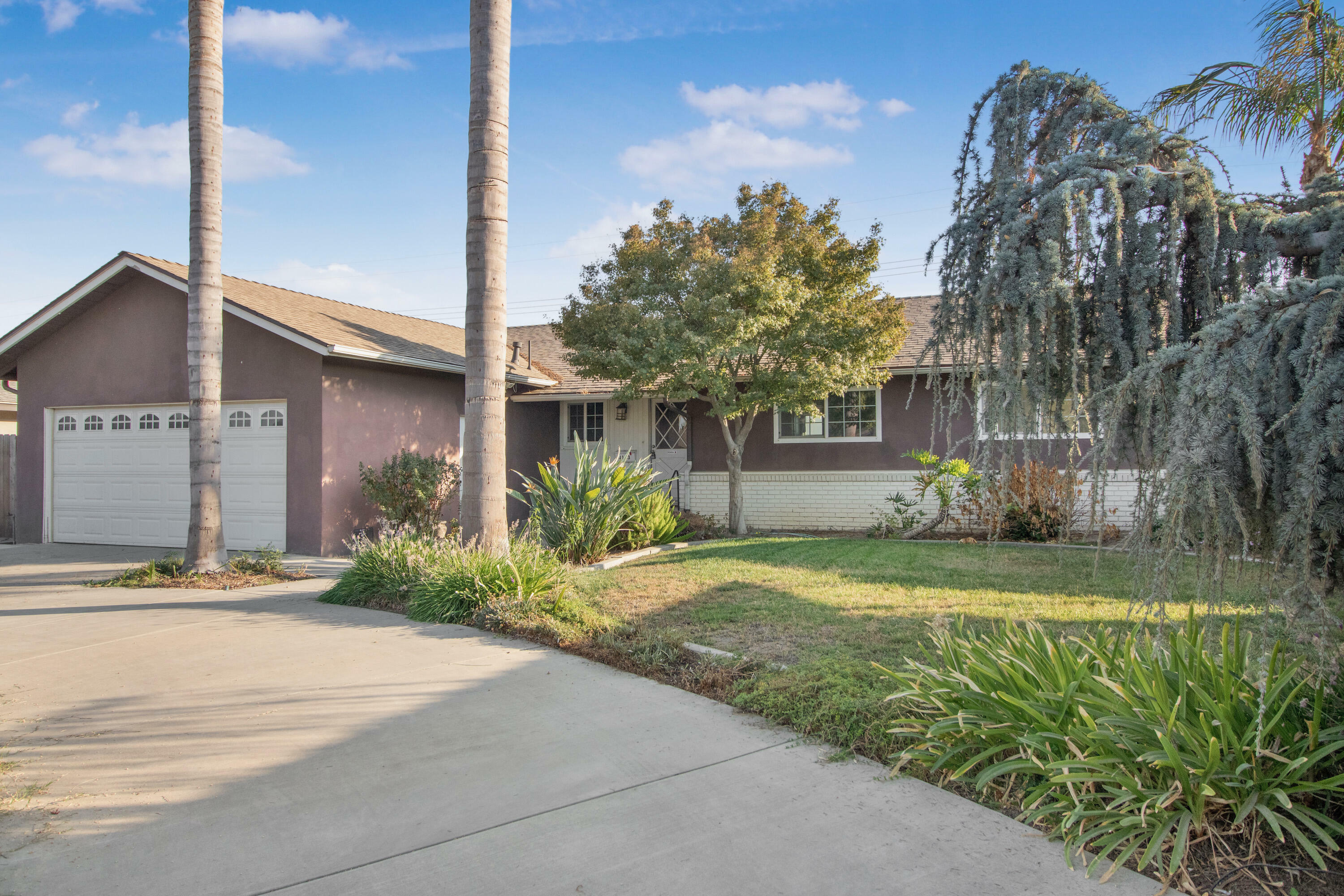 3103 E Laurel Avenue  Visalia CA 93292 photo