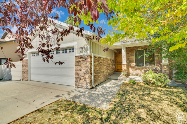 Property Photo:  2821 E Fort Union Blvd S  UT 84121 