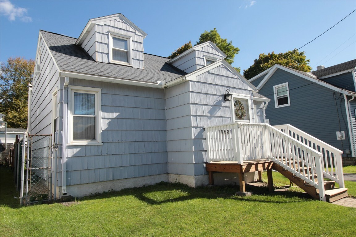 Property Photo:  204 Lester Avenue  NY 13790 