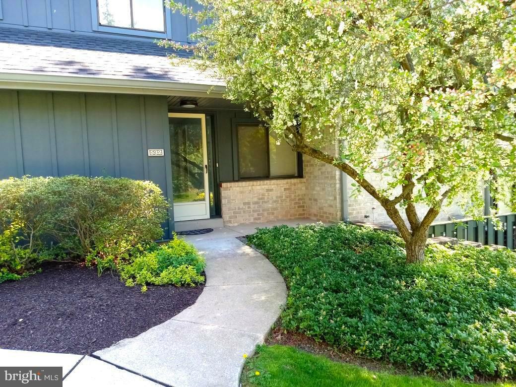 Property Photo:  532 Foxwood Lane 532  PA 19301 