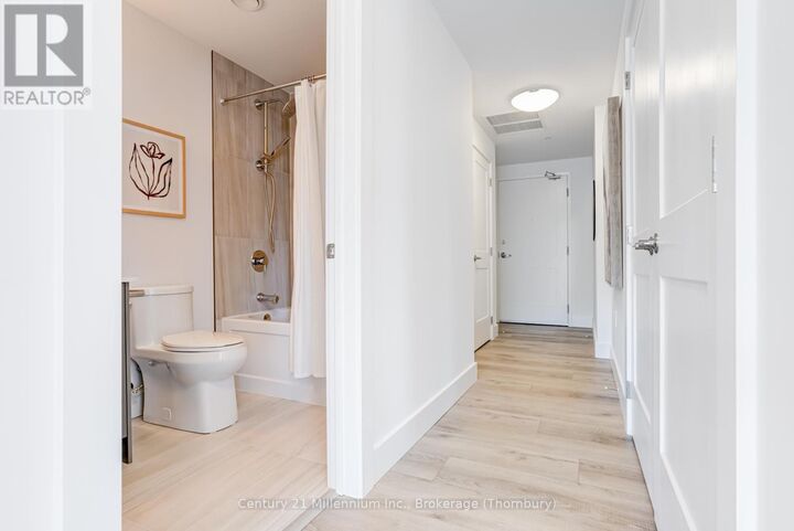 Photo de la propriété: 4 Kimberly Lane 109 ON L9Y 5T6