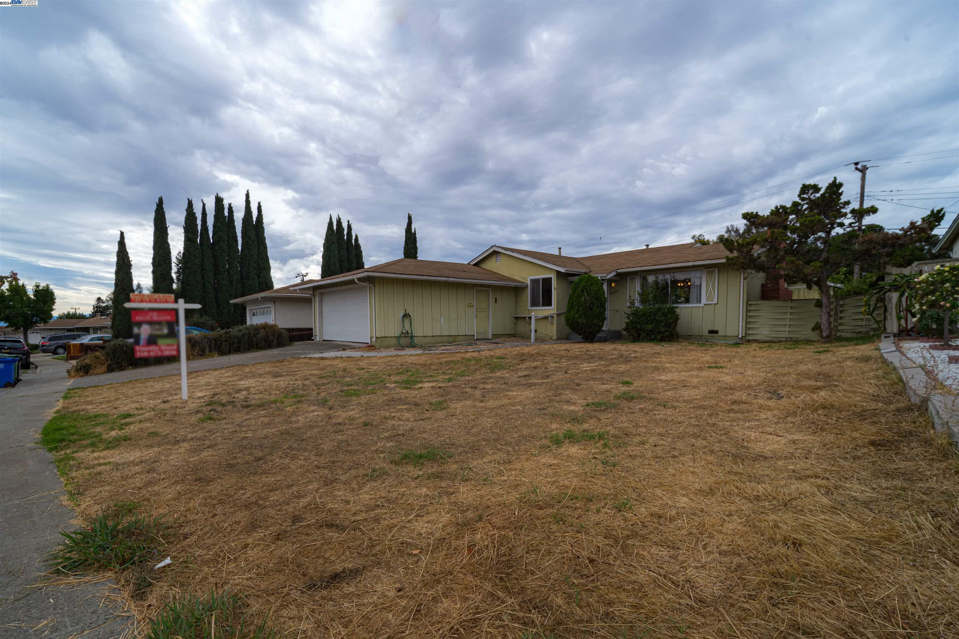 Property Photo:  48249 Cottonwood St  CA 94539 