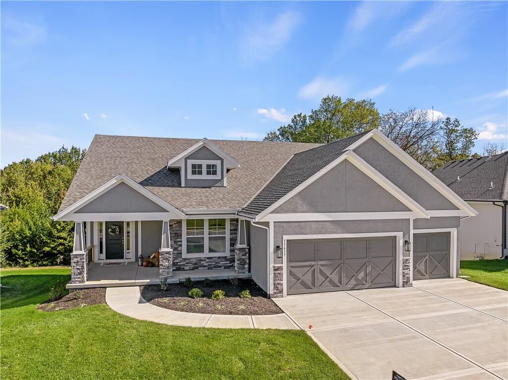 Property Photo: 19257 W 114th Terrace KS 66061
