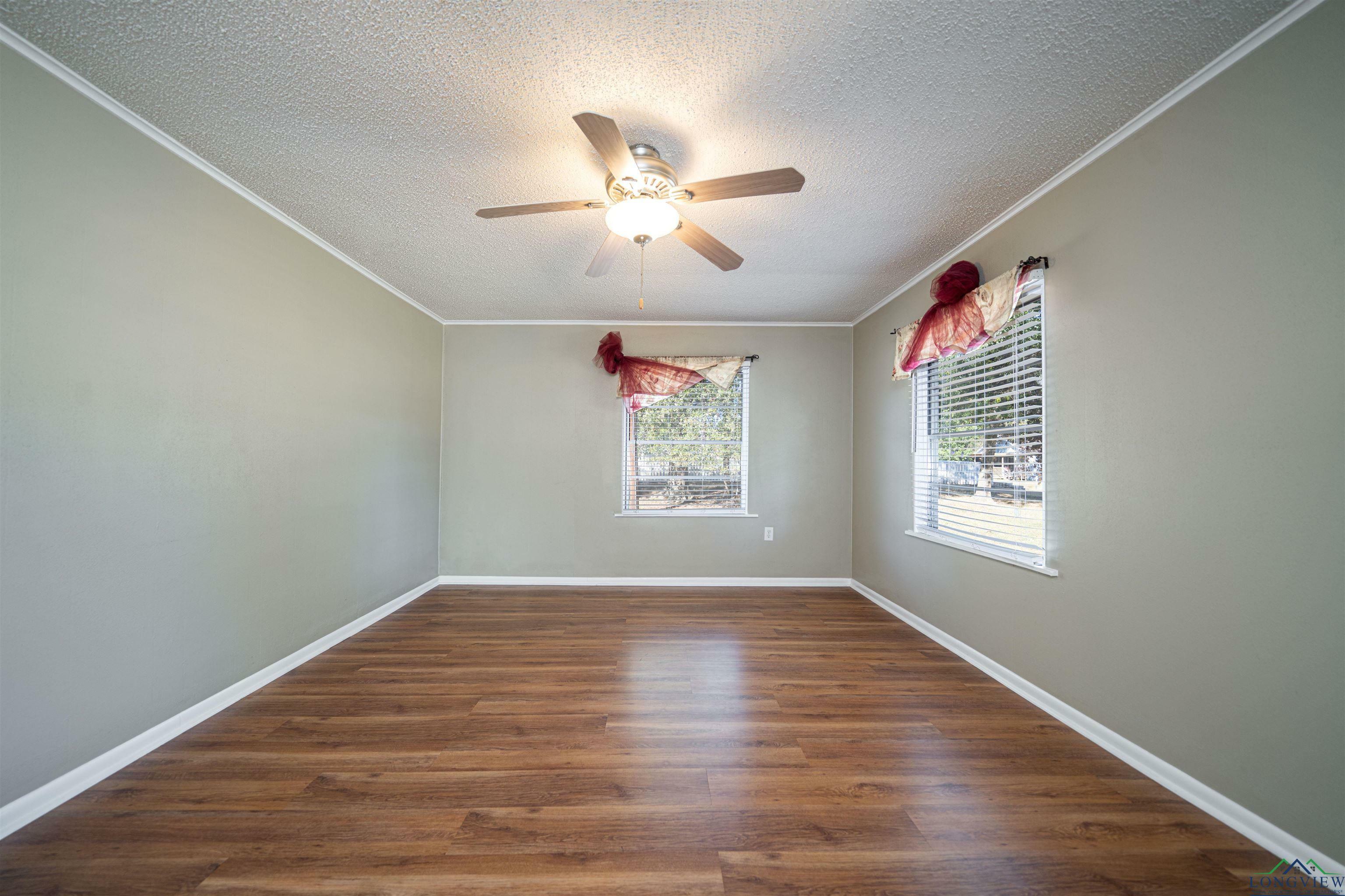 Property Photo:  421 N Central  TX 75650 