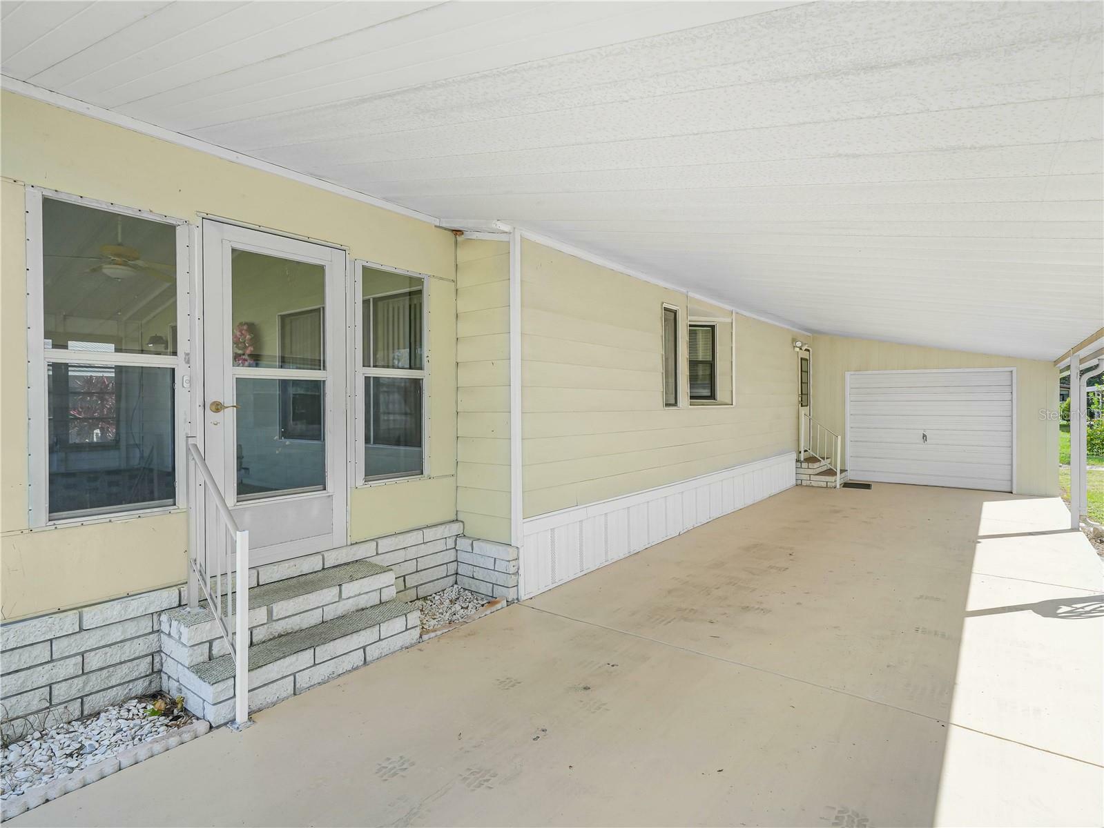 Property Photo:  134 Lake Hazel Drive  FL 33884 