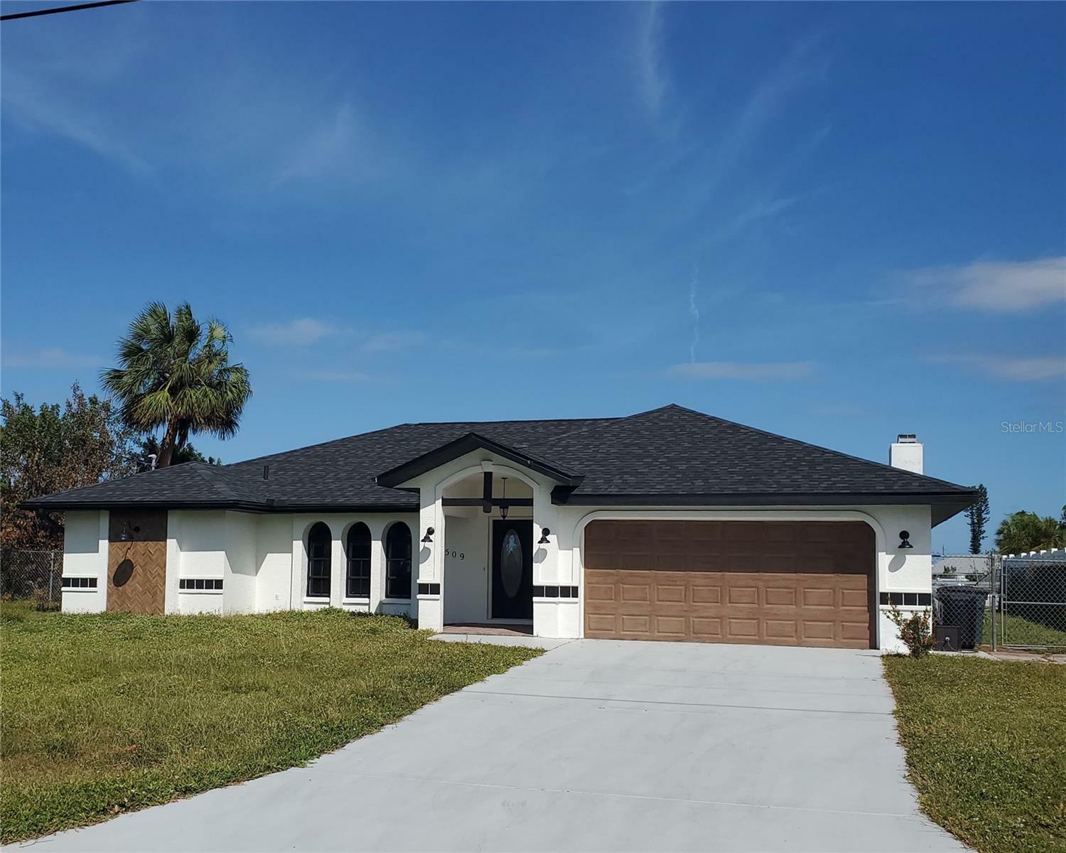 Property Photo:  509 Clearview Drive  FL 33953 