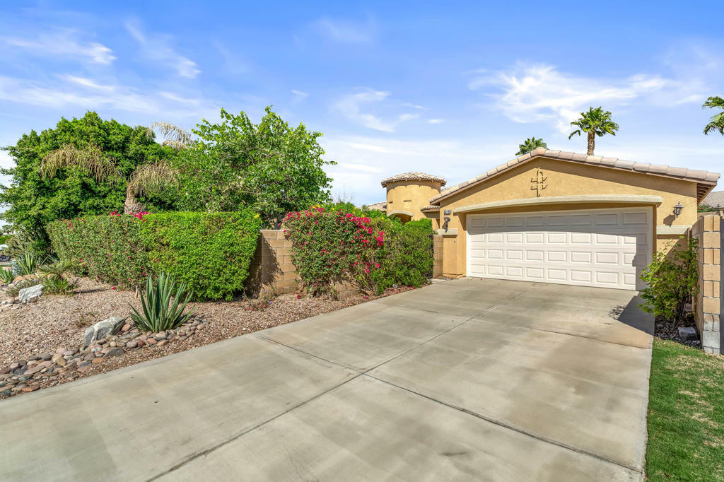 Property Photo:  83160 Shadow Hills Way  CA 92203 