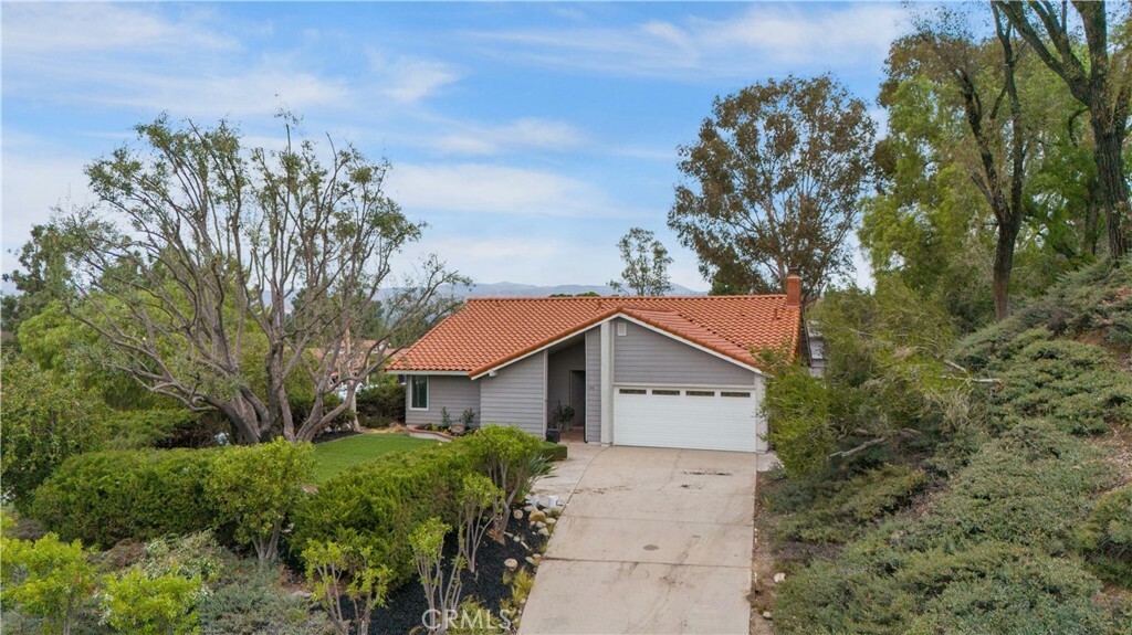 Property Photo:  150 S Donna Court  CA 92807 