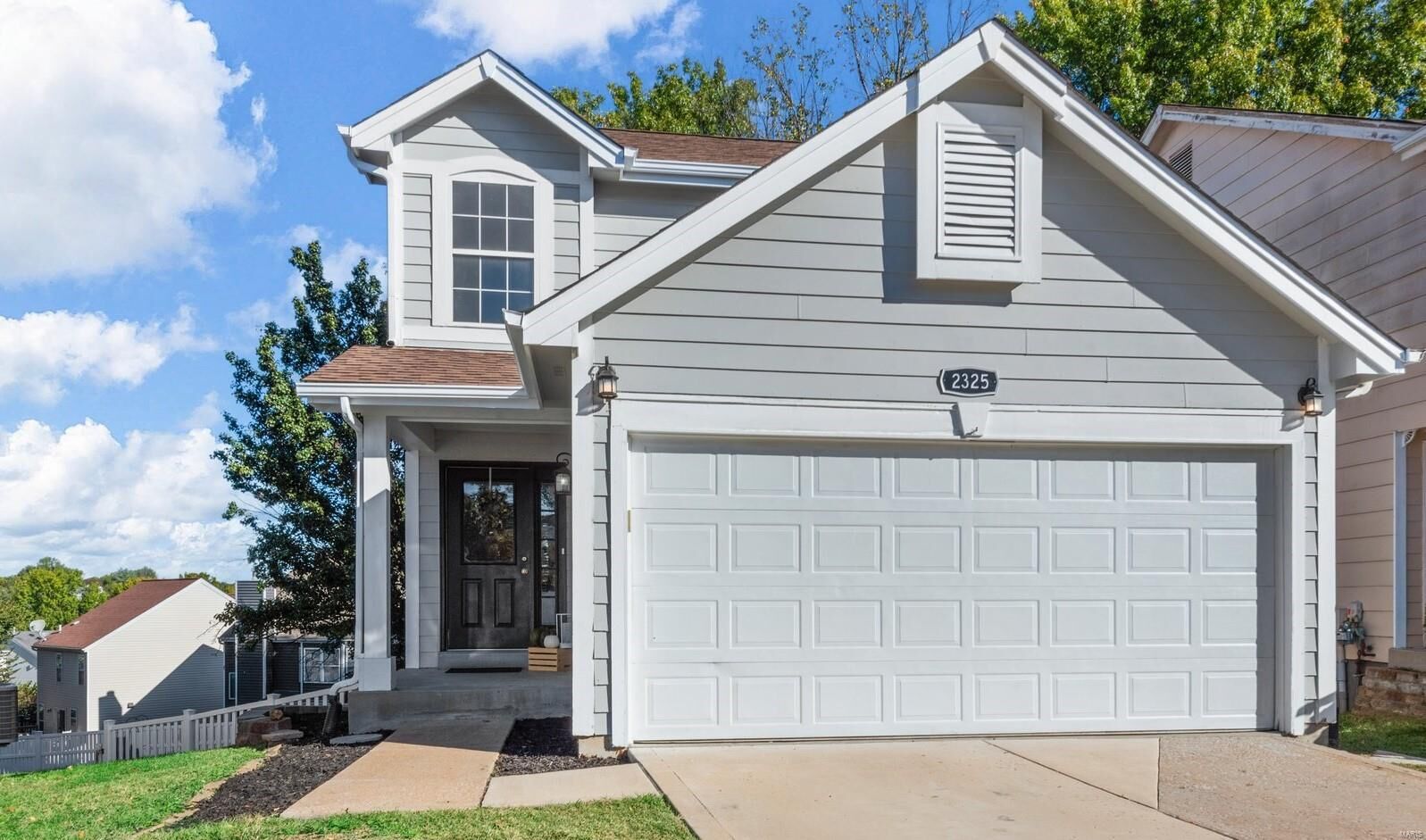 Property Photo:  2325 Hunters Crest Drive  MO 63038 