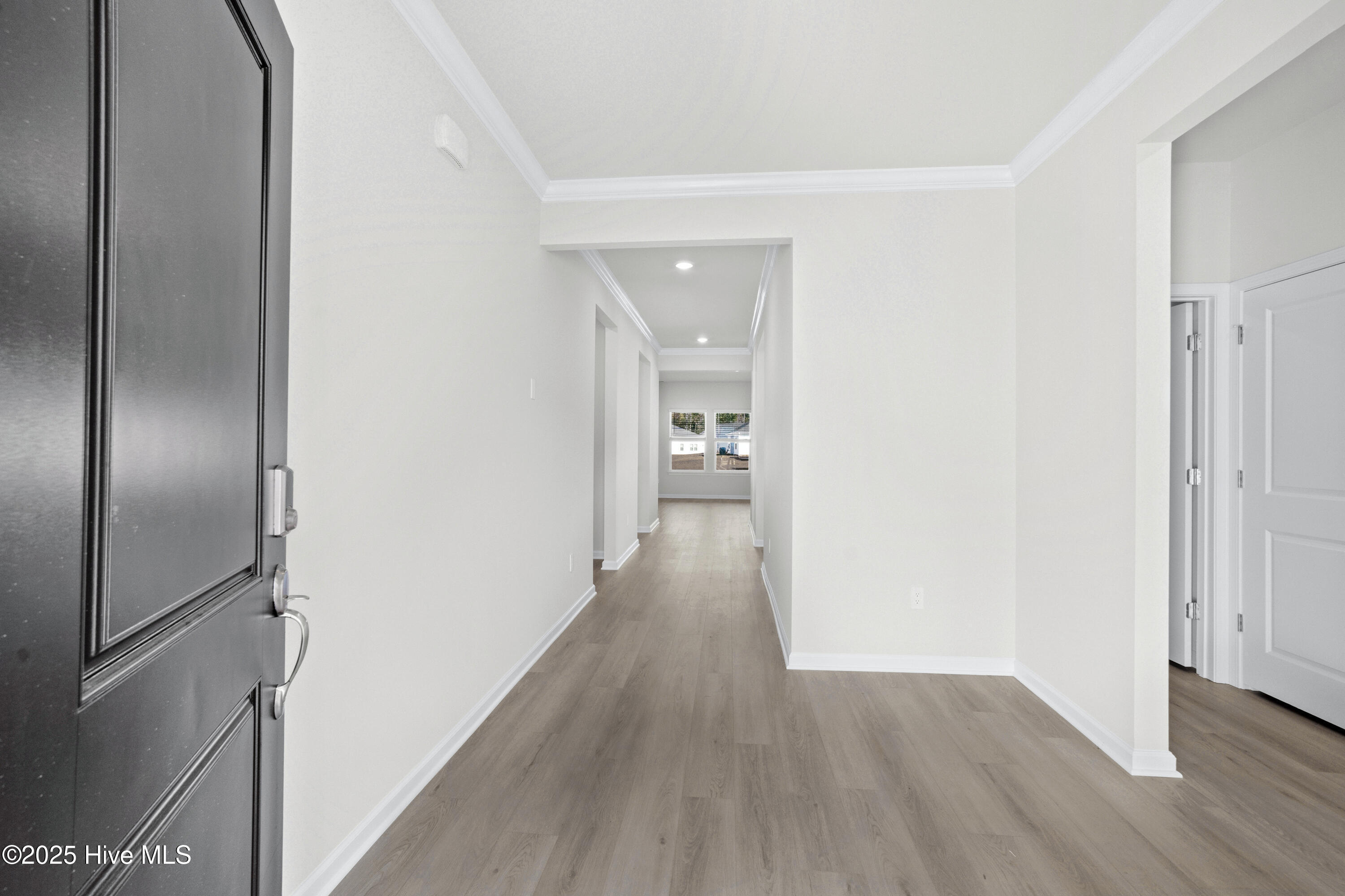 Property Photo:  650 Blackthorne Circle NW  NC 28467 