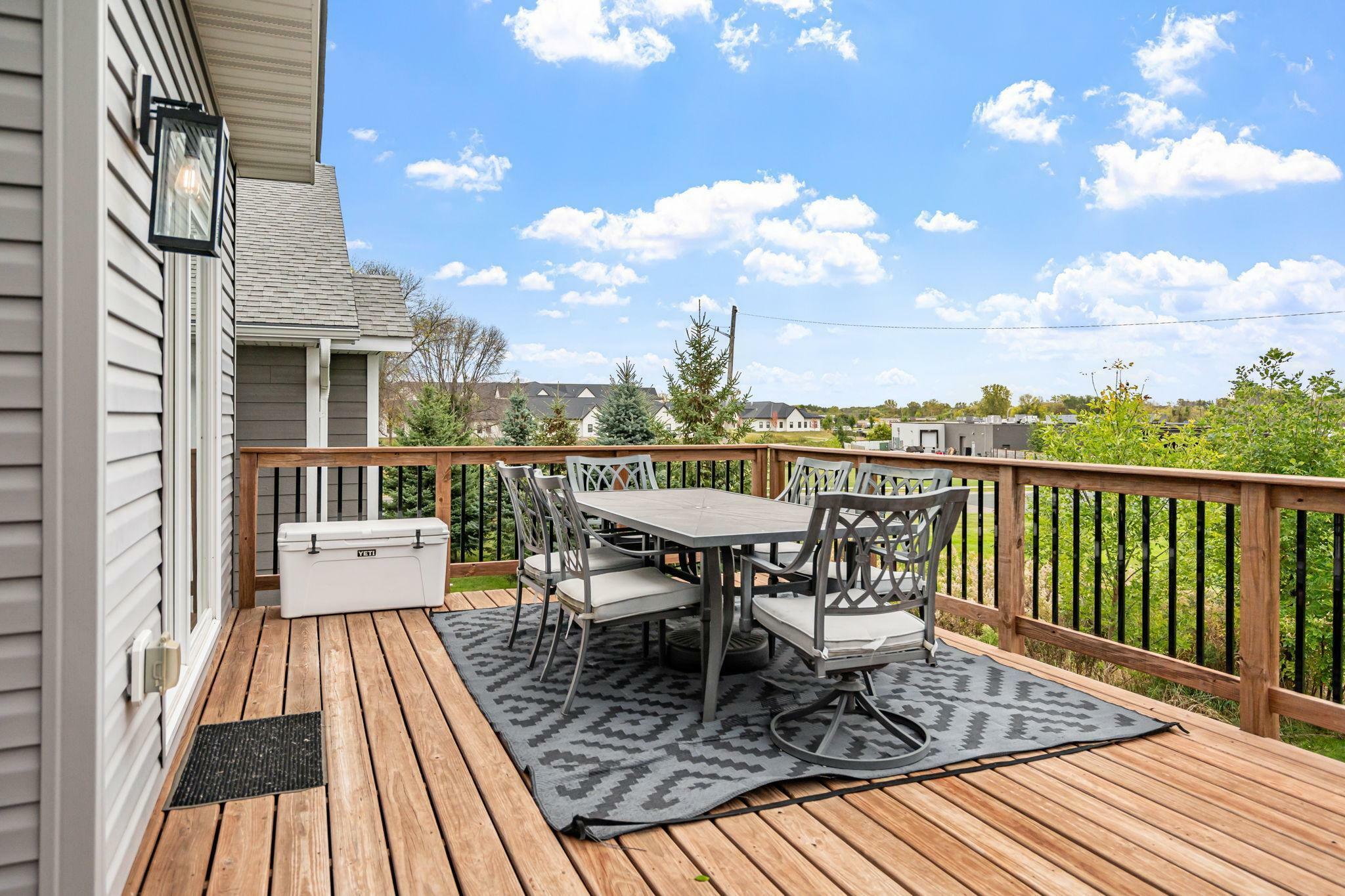 Property Photo:  4977 Oak Street E  MN 55359 