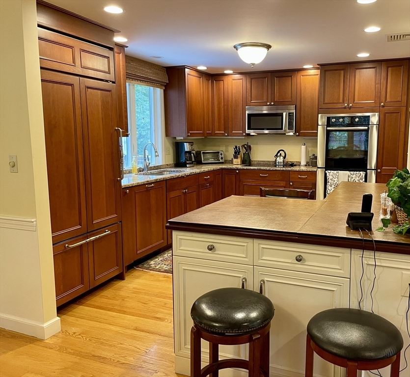 Property Photo:  17 Rolling Ln  MA 02052 