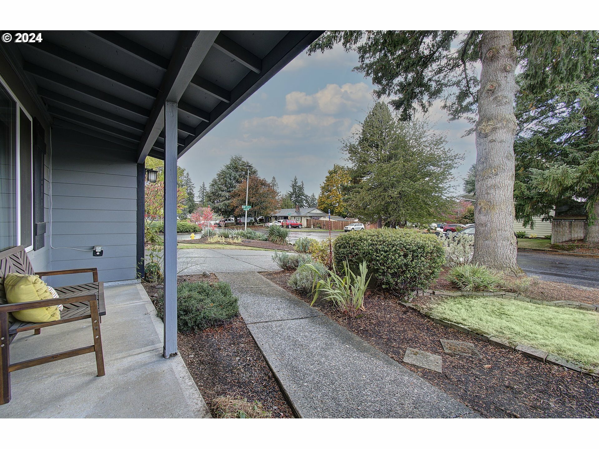 Property Photo:  1705 NE 125th Ave  WA 98684 