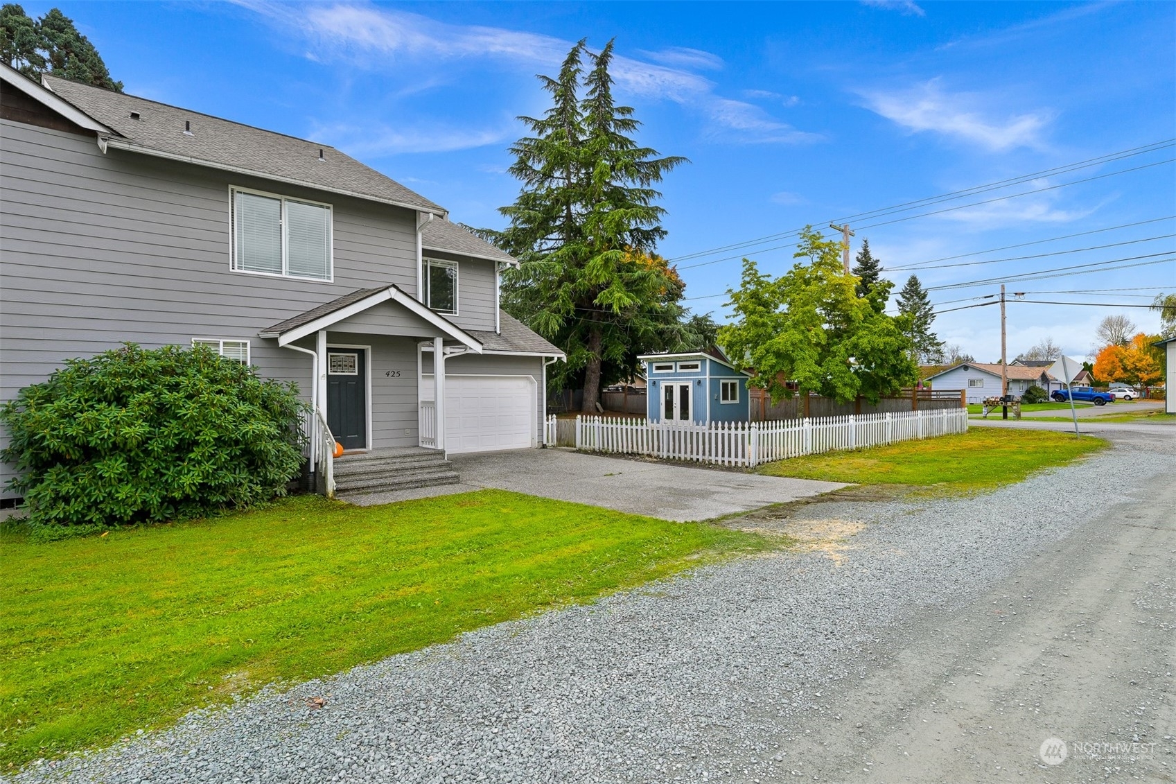 Property Photo:  425 Rowland Road  WA 98284 