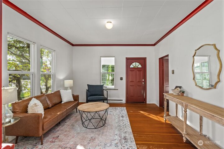 Property Photo:  2641  Cherry Street  WA 98550 