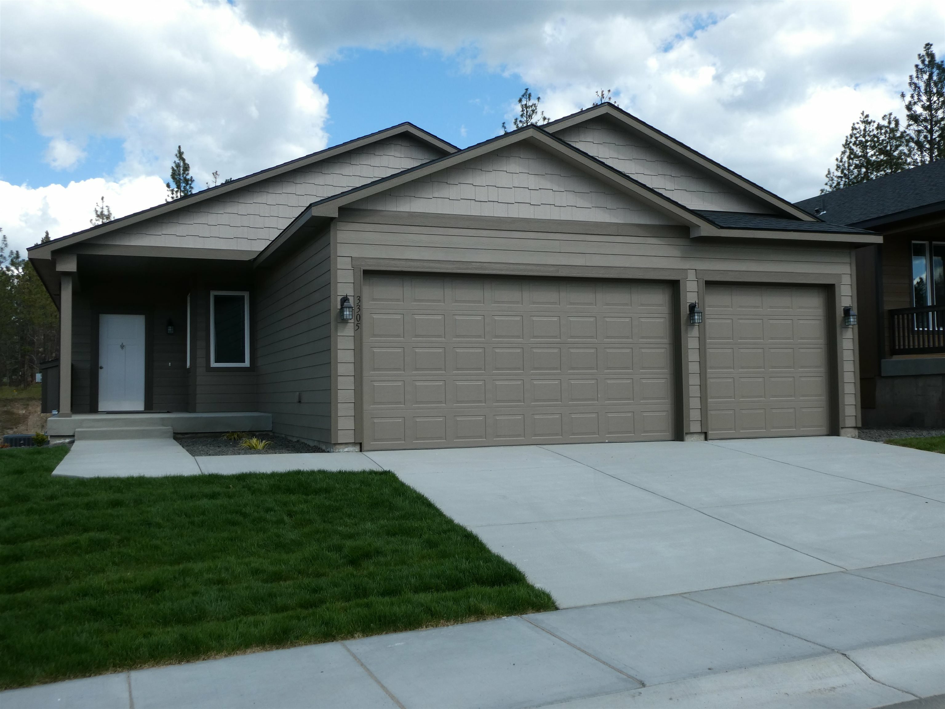 3305 S Custer Ln  Spokane WA 99223 photo