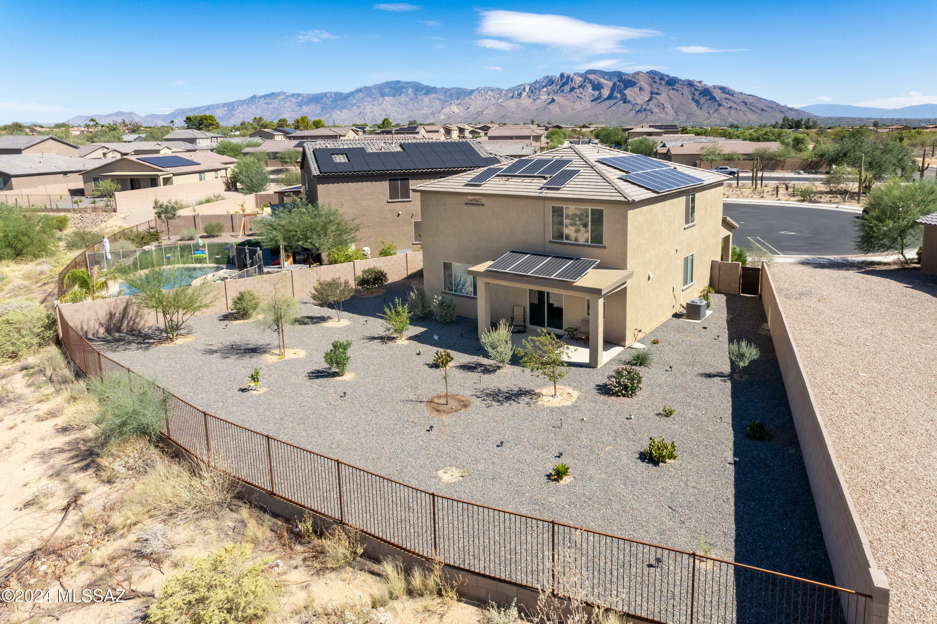 Property Photo:  3382 W Sunlit Peak Drive  AZ 85742 