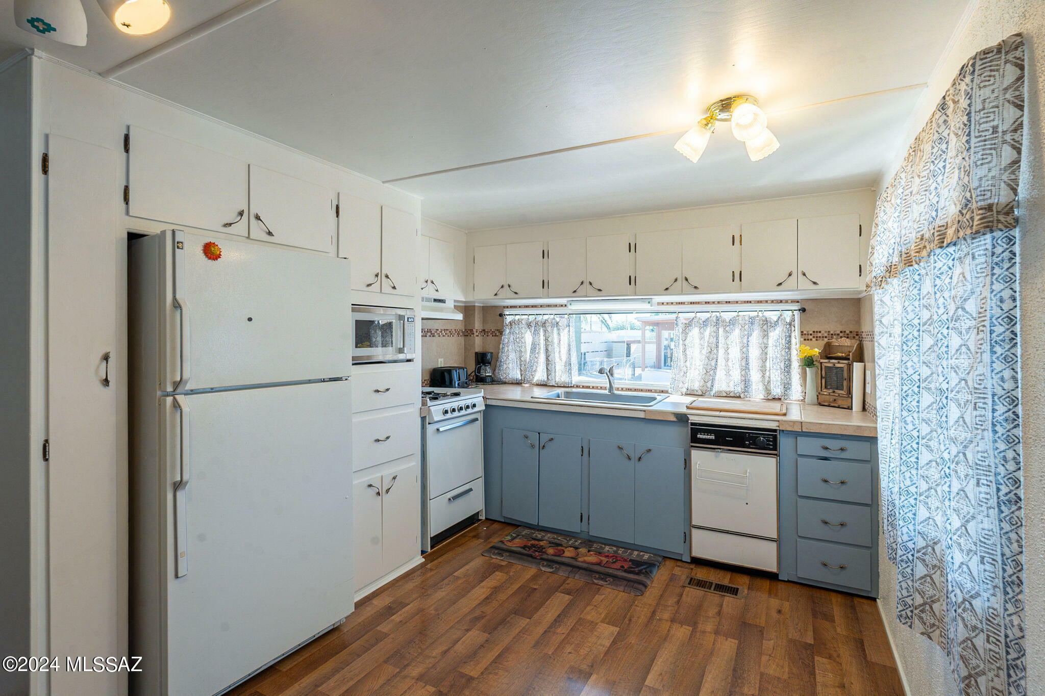 Property Photo:  5772 W Bar X Street  AZ 85713 