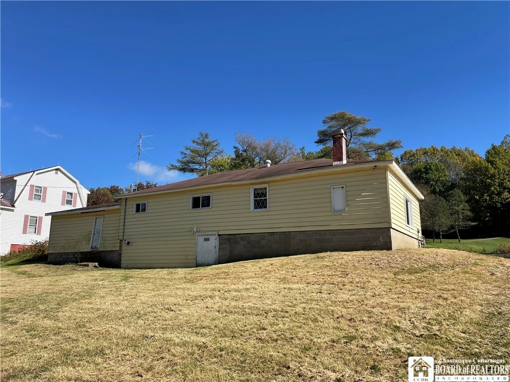 Property Photo:  137 Conewango Road  NY 14772 