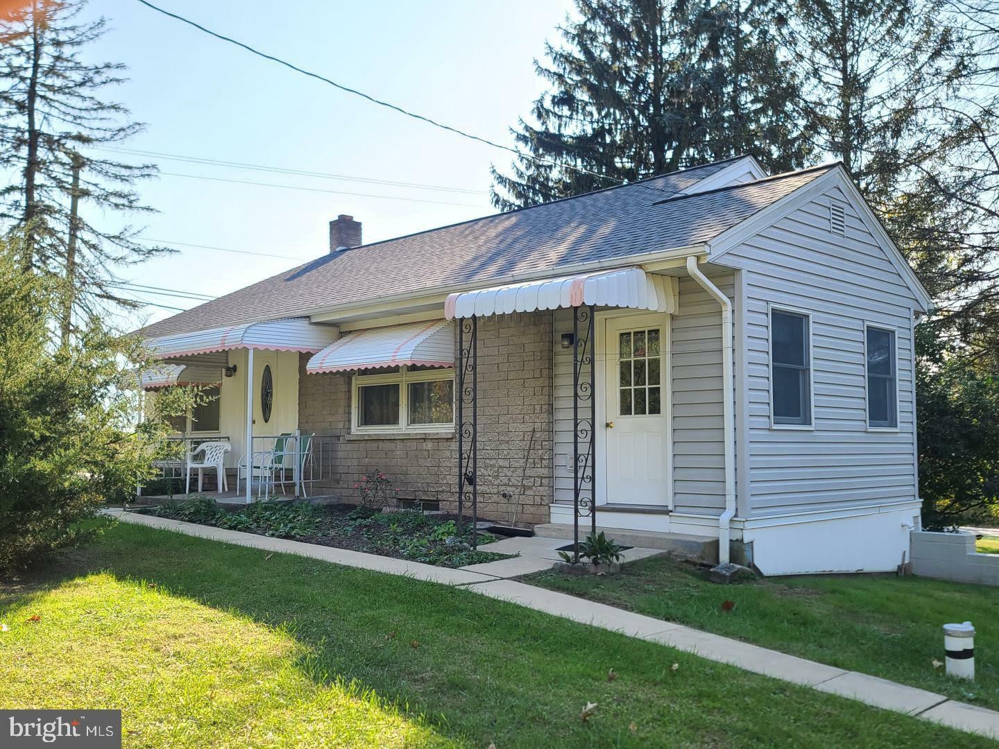 Property Photo:  1720 Turkey Hill Road  PA 17519 