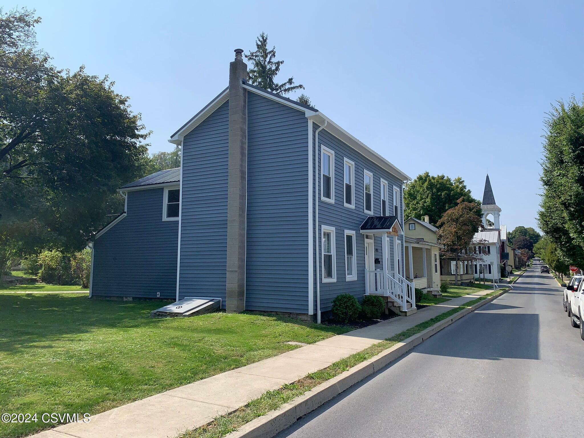 Property Photo:  421 Green Street  PA 17844 