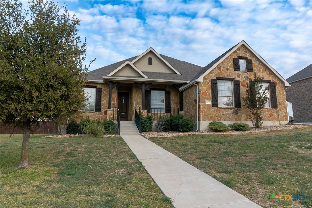 Property Photo:  2620 Douglas Fir Drive  TX 76548 