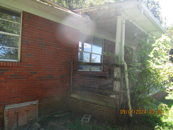 Property Photo: 4394 W US 25 KY 40769