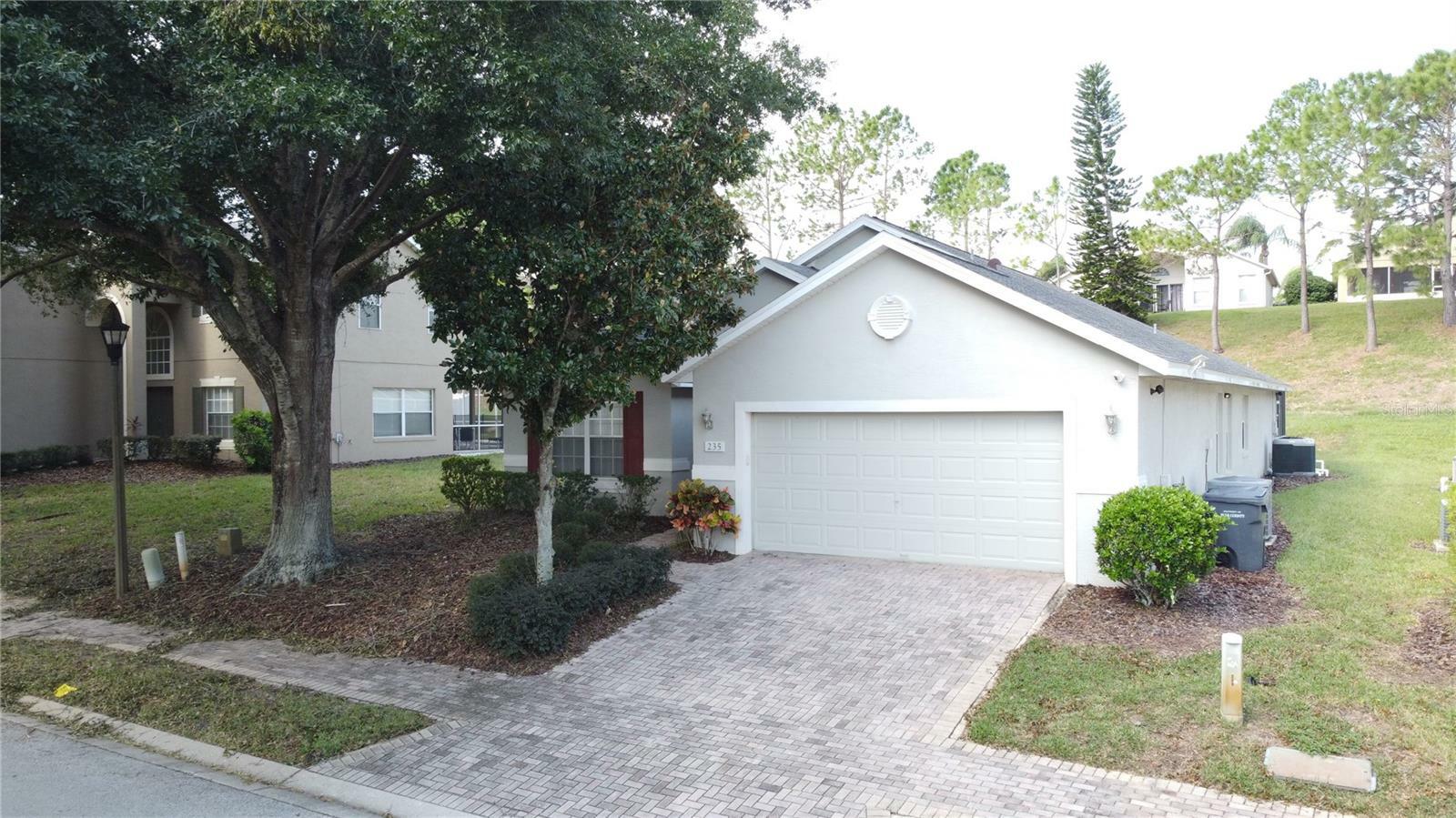 Property Photo:  235 Windsor Place  FL 33896 