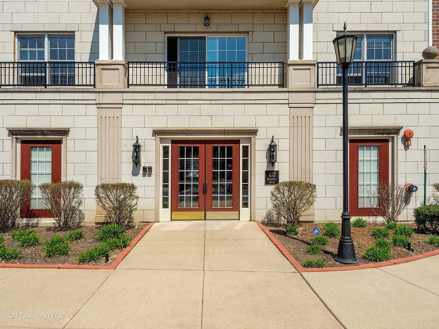 Property Photo:  412 McDaniels Circle 502  IL 60514 