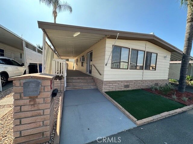881 N. Lake Street 332  Hemet CA 92544 photo