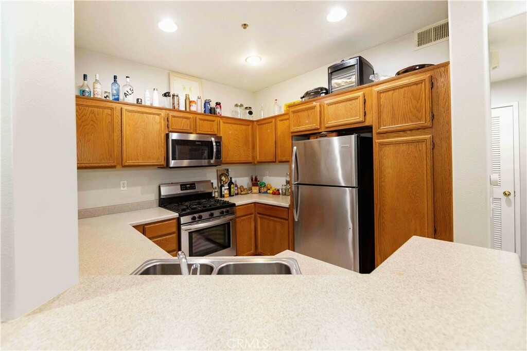 Property Photo:  26490 Arboretum Way 1403  CA 92563 