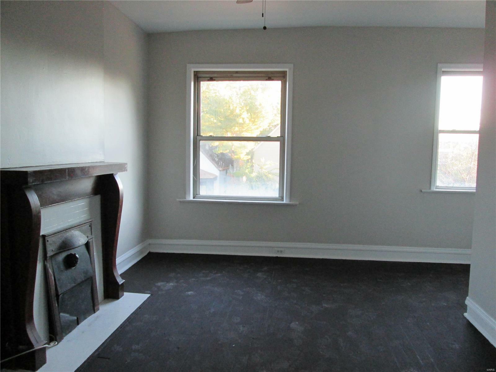 Property Photo:  4258 E Farlin Avenue A  MO 63115 