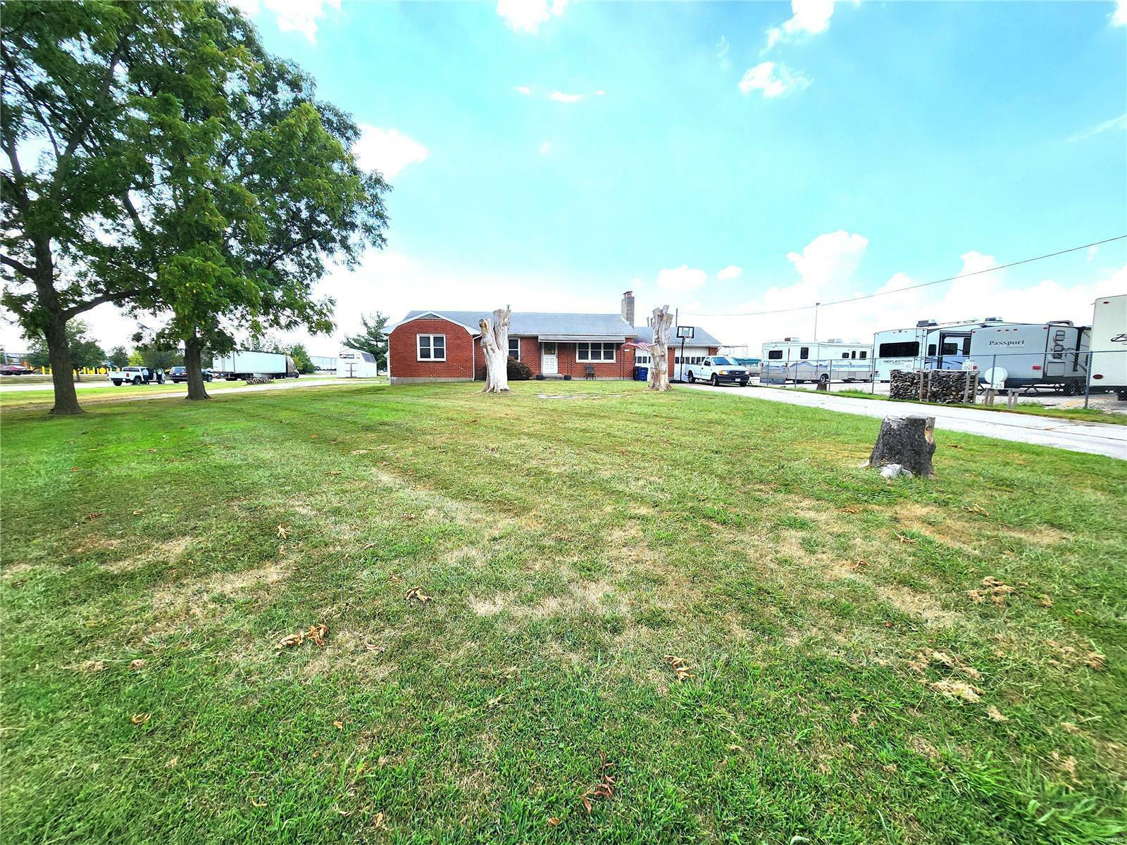 Property Photo:  401 Edinger Road  MO 63385 