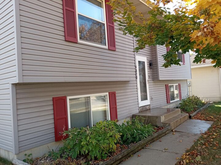 4878 10th Street NW  Rochester MN 55901 photo