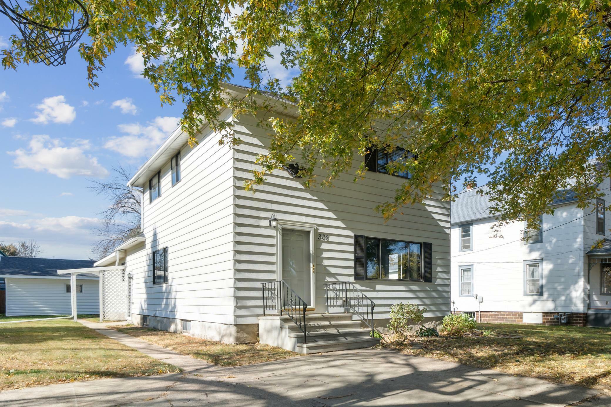 Property Photo:  308 1st Avenue SE  MN 55940 