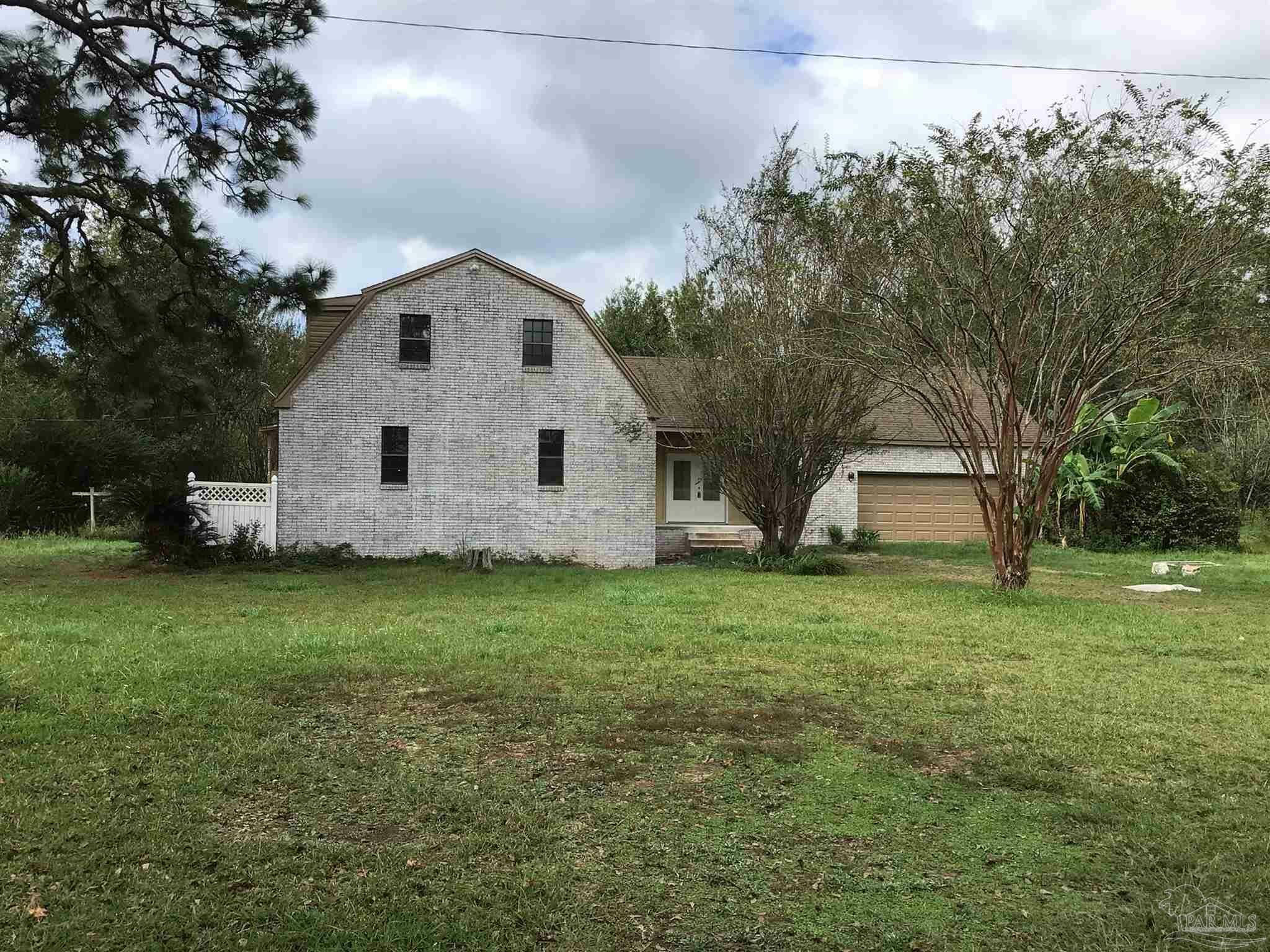 Property Photo:  3675 Hazel Godwin Rd  FL 32565 